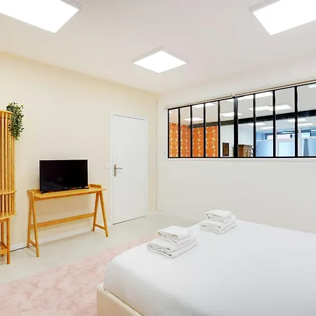 Loft Moderne Et Chic 130 M2- Menilmontant Apartment