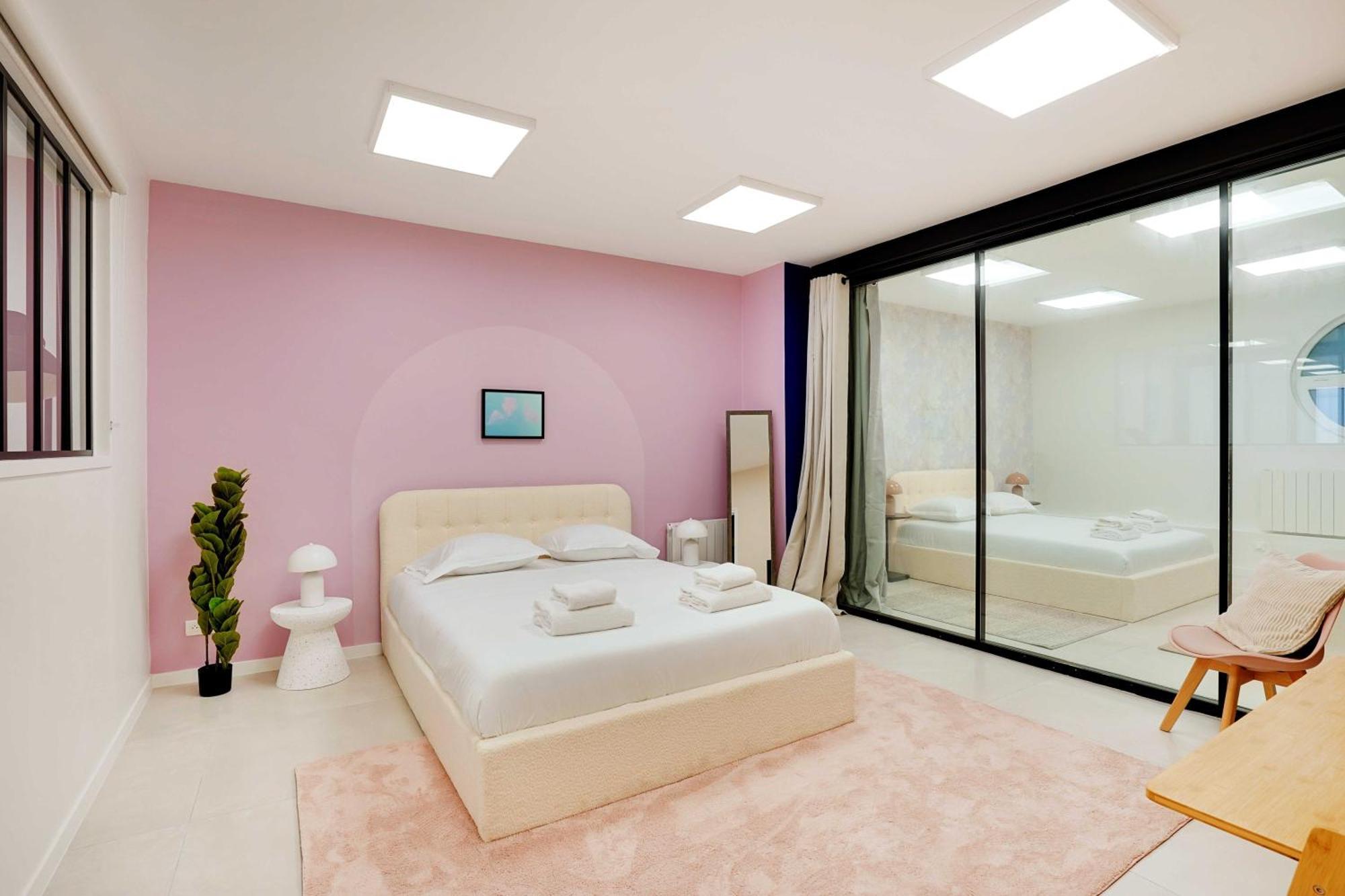 Loft Moderne Et Chic 130 M2- Menilmontant Apartment Paris